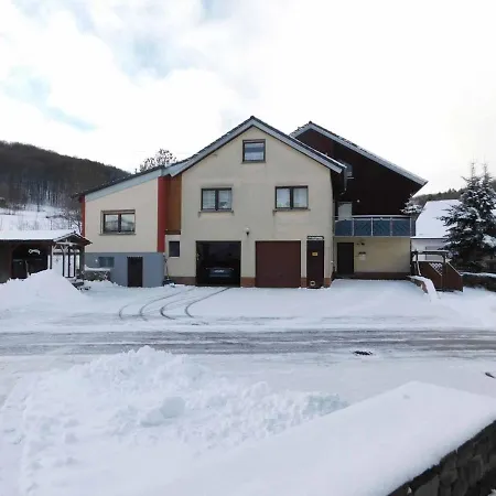 Апартаменты Krenzer Ehrenberg (Hessen)